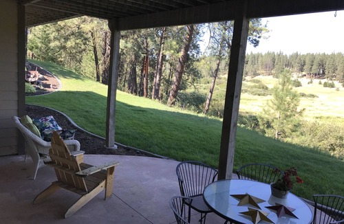 Colbert Apartment | Beyond The River’s Path - gorgeous, quiet, & close to town