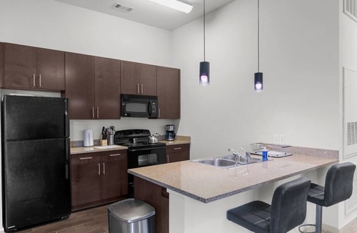 Five Points South Apartment | ~BHM Haven Awaits: Fully Equipped 1BR|1BA W/Pool~