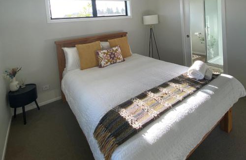Te Awamutu House | Bhujen Homestay