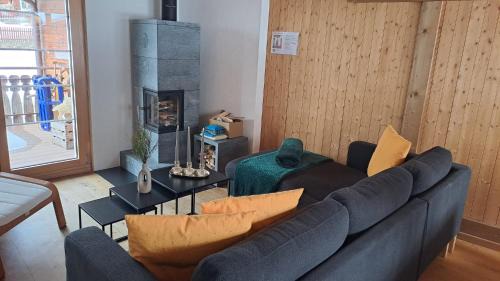 Rueras Apartment | Biala Casa Pintga Streiff