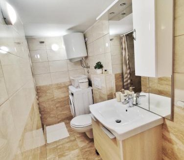 Cavtat Old Town Apartment | Bianchi's flower