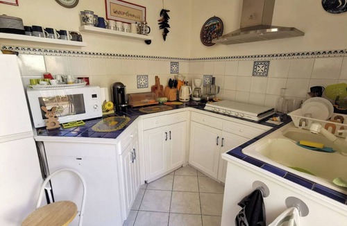 Biarritz House | Biarritz St Charles. Quiet garden, Walking distance to beaches and golf course