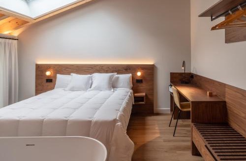 Laguardia Old Town Hotel | Biazteri Rooms Auto check-in