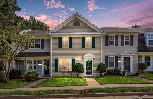 Countryside House | BickelBella: Private Yard & Near DC