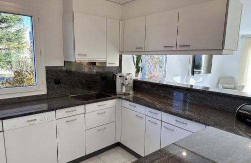 Ascona Apartment | Bicledro by Fewotessin