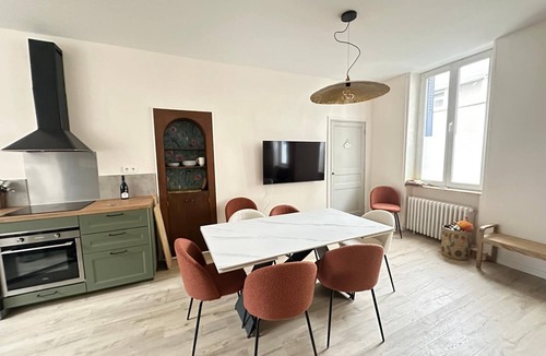 Nord - Gare House | Bicotea: calm & old-world charm, reinterpreted