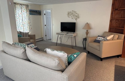 Biddeford Pool Condo | Biddeford Pool Condo/Beach Shack steps from beach, 1 BR/1 Bath