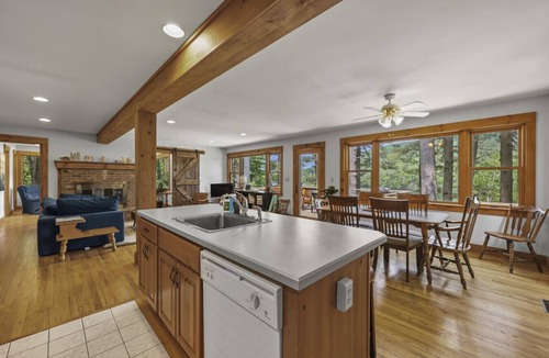 Monterey House | Bidwell Landing | Lakefront Spacious