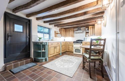 Ollerton House | Bieldside Cottage