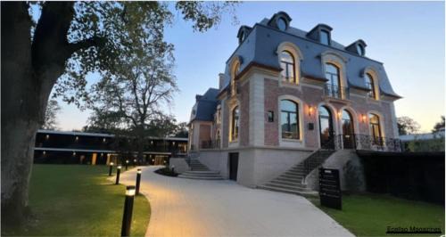 Wasquehal Hotel | Bienheureux Hôtel & Restaurant