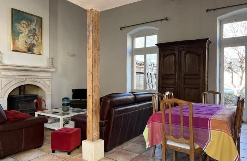 Ouveillan House | Bienvenue à l'école des garçons !