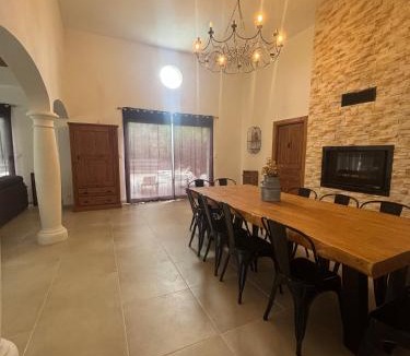 Magalas Villa | Bienvenue a l hacienda