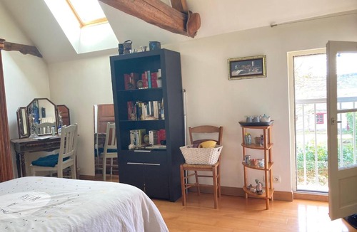 Chemire-sur-Sarthe House | Bienvenue aux Rosiers, chez Fabie