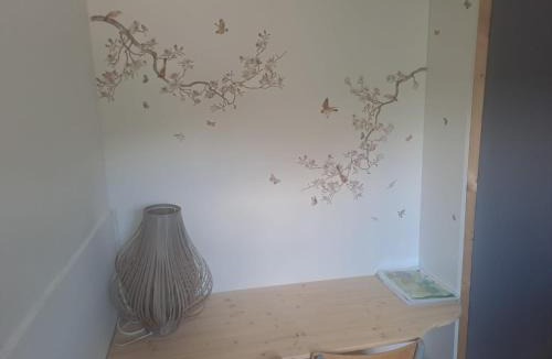 Saint-Martin-de-Bromes Apartment | Bienvenue chez nous