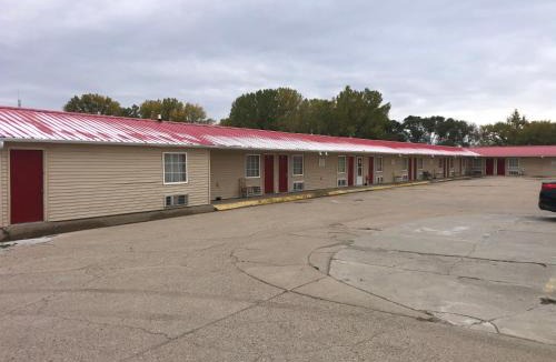 Broken Bow Hotel | Big 12 Motel Broken Bow NE