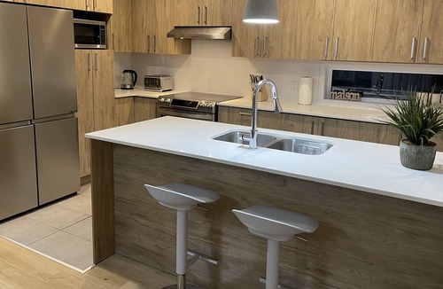 Laval Apartment | Big 5 bedroom condo in Laval