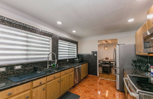 Meadow Lake House | Big and cozy 4 bedrooms with a gorgeous backyard!