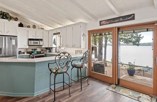 Winnsboro Cabin | Big Bass Lodge