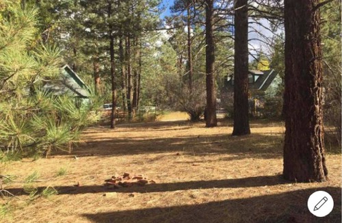 Big Bear City House | Big Bear Comfy Cozy Cabin