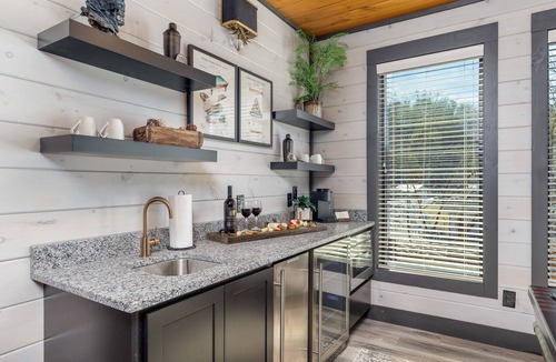 Gatlinburg Cabin | BIG BEAR COVE - 26 BEDROOMS, SLEEPS 100 PEOPLE, LOADED WITH LUXURY!