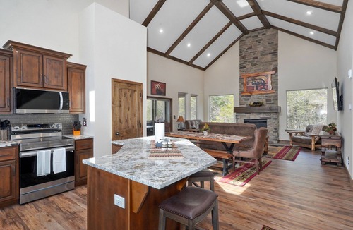 Hollister House | Big Bear Lodge-2 Pools, Private Hot Tub, Splash Pad, Pool Table- Brand New Home