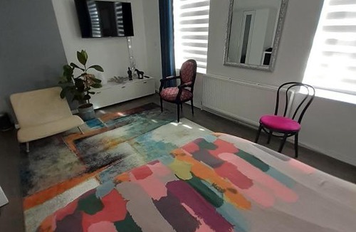 Westminster House | BIG BEN'S SHADE