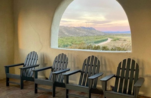 Redford House | Big Bend Adobe Paradise - La Centinela