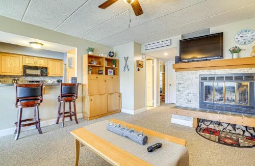 Lake Harmony Apartment | Big Boulder Water Views! Condo in Lake Harmony