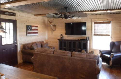 Rattan Cabin | BIG BUCK CABIN