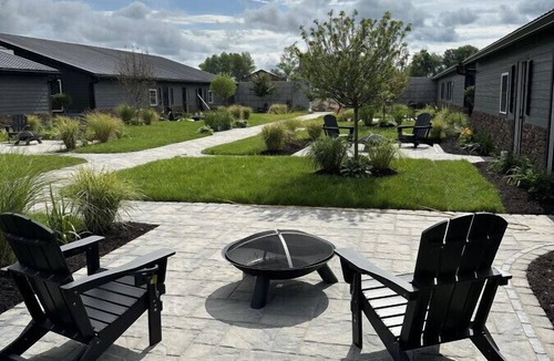 Town of Sullivan House | Big Cat Bungalows at The Haven - Lion 2