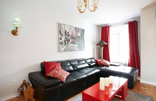 Cote-Saint-Paul House | Big Cozy House 5 bedrooms close to downtown