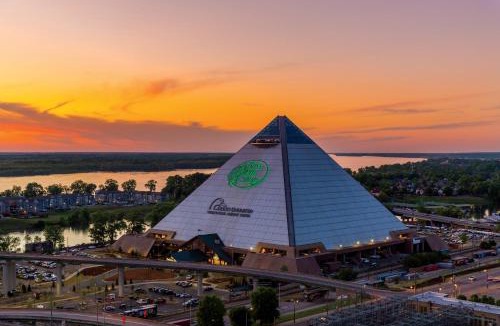 Pinch District Resort | Big Cypress Lodge