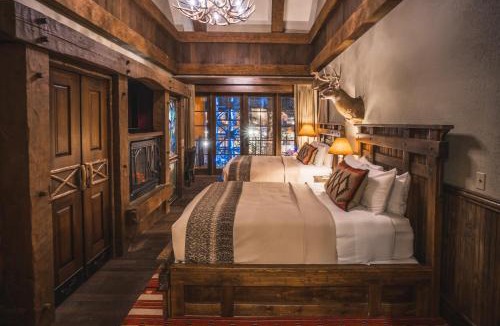 Pinch District Resort | Big Cypress Lodge