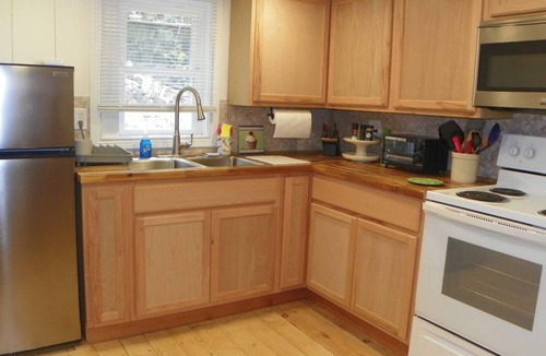 Grove City House | Big Darby Creek Cottage, Water Front