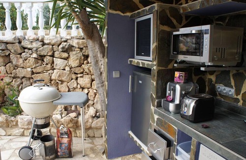 La Canyada dels Pins Villa | BIG DISCOUNTS! Valencian Villa Beach City. Waterfall Pool and Jacuzzi