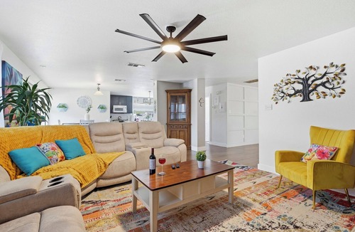 Keller House | Big Family Pool House Near DFW, Stockyards, Tourism Spots