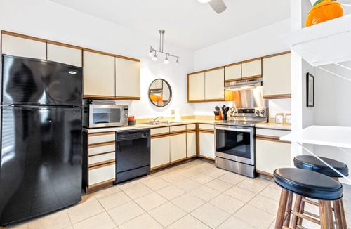 Soulard Apartment | BIG Family Unit/Sleep 6/Mins to Stadium & Brewery