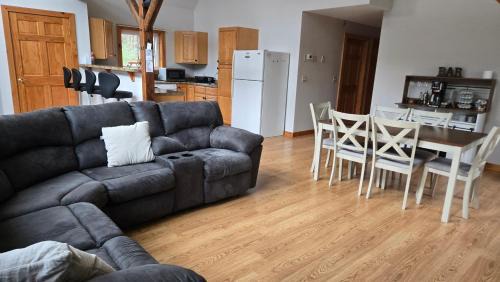 Woodsville House | Big Green