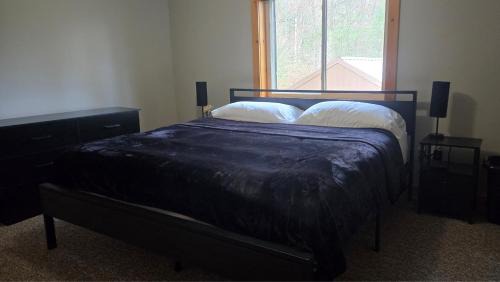 Woodsville House | Big Green