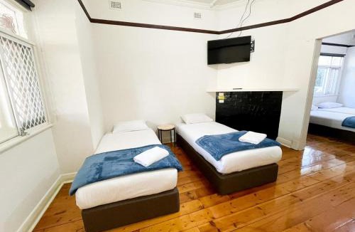 Westbourne Park House | big group house Westbourne park