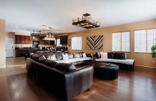 Fontana House | BIG GROUPS, 6-7 Bedrooms With 65" Tvs + Pool