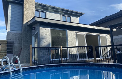 Brossard House | Big House 15min Montreal Dowtown Dream Family