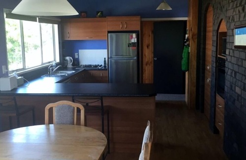 Cooks Beach House | Big house at Cooks Beach. 3 min walk to beach, 1 min walk to shop & Restaurants