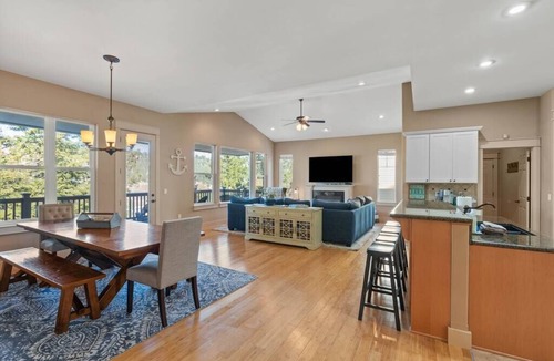 Latah Valley House | Big House Energy | Spokane Stay That Hits