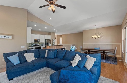 Latah Valley House | Big House Energy | Spokane Stay That Hits