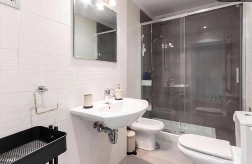 Indautxu Apartment | BIG LUX APT in Historic Building "THE TIGER"n