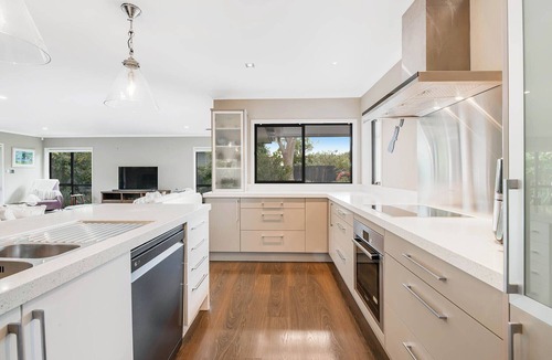 Manly House | Big Manly beachside with Pool