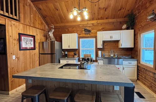 Montgomery Center Cabin | Big Moose Lodge Unit 1 Top Unit