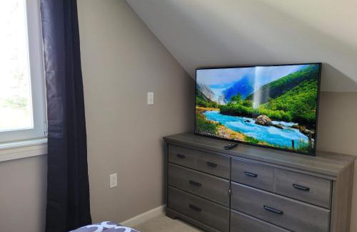 West Seneca House | Big new house with huge parking