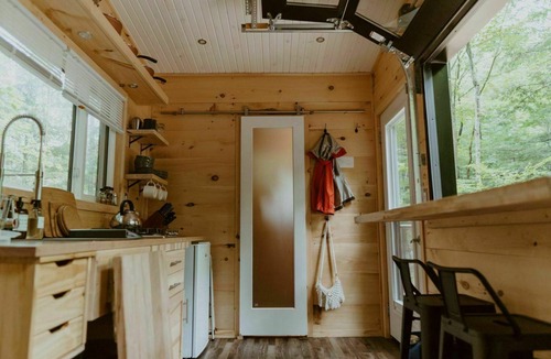 Dysart et al Cabin | Big Rock Cabin | Wilderness Adventure Getaway